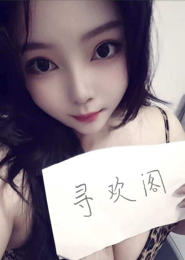 管城区性感翘臀妹子