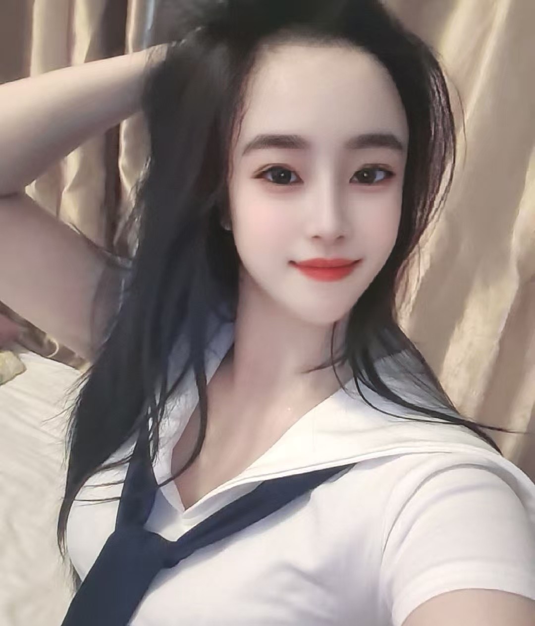 黑丝美腿珊珊
