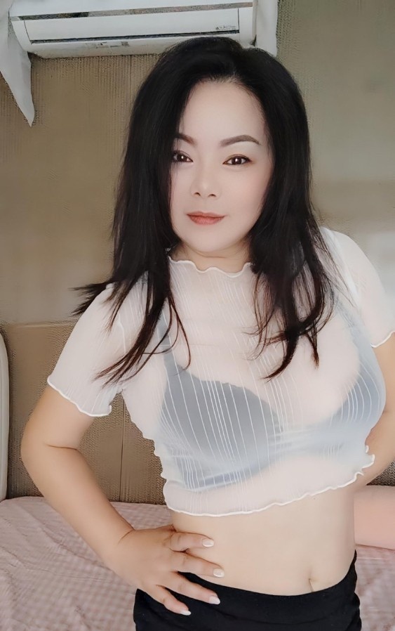 天河大奶朵拉