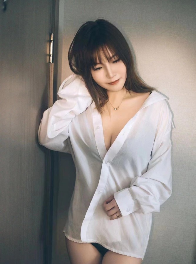 风骚女王可纯可御