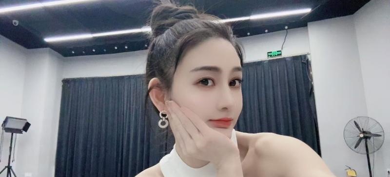 杭州舞蹈美女雅雯