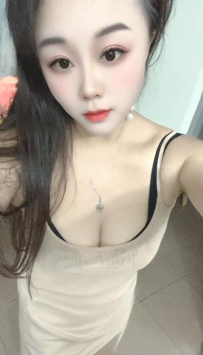 白云风韵骚妇
