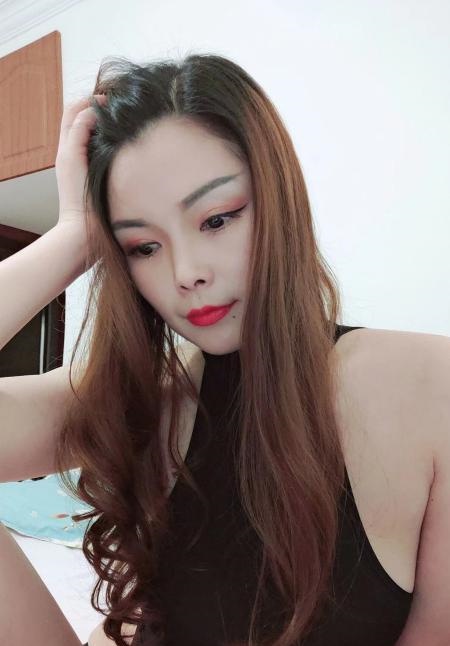 风韵轻熟小雨