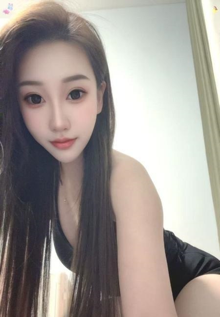后入女友系美女老师