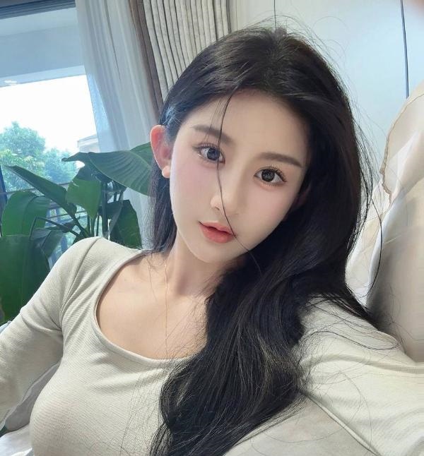 颜值瑜伽老师CC