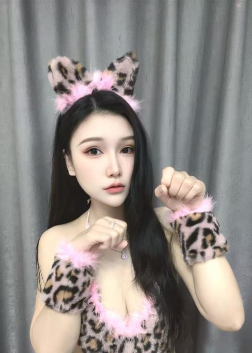 红牌御姐蓝采儿