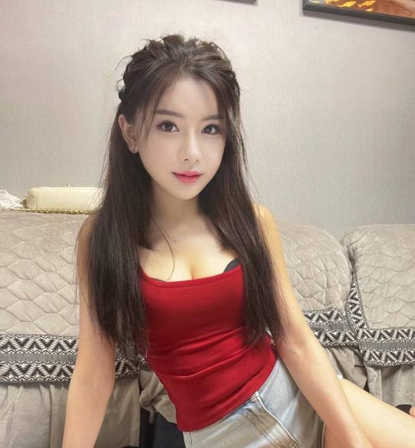 大长腿青青子衿