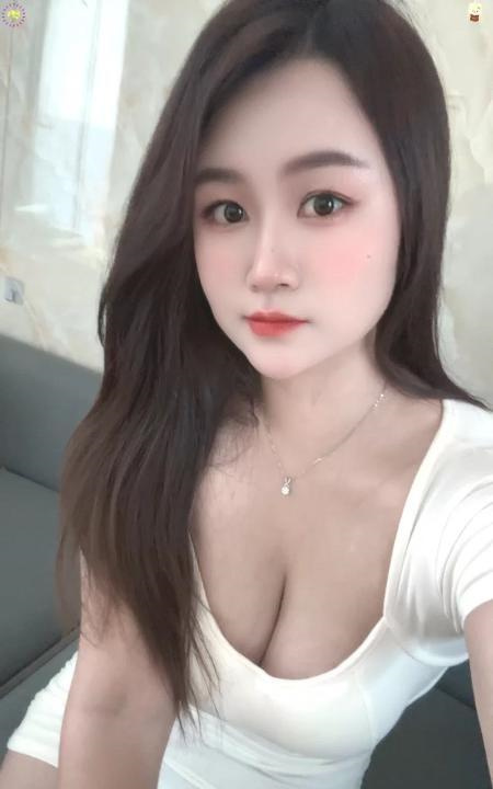 渝北丰满大奶萱萱