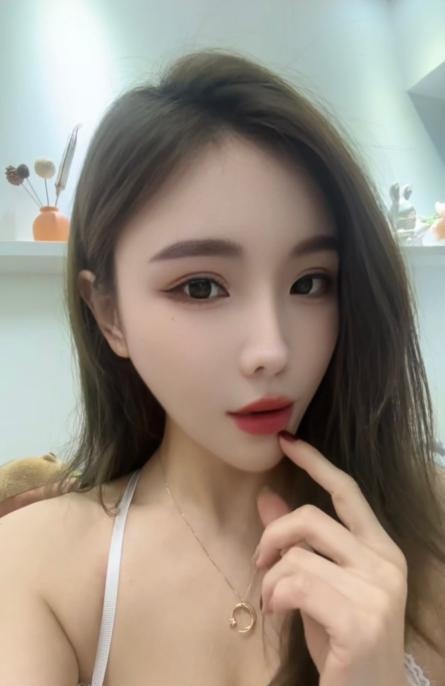 细腰颜值老师