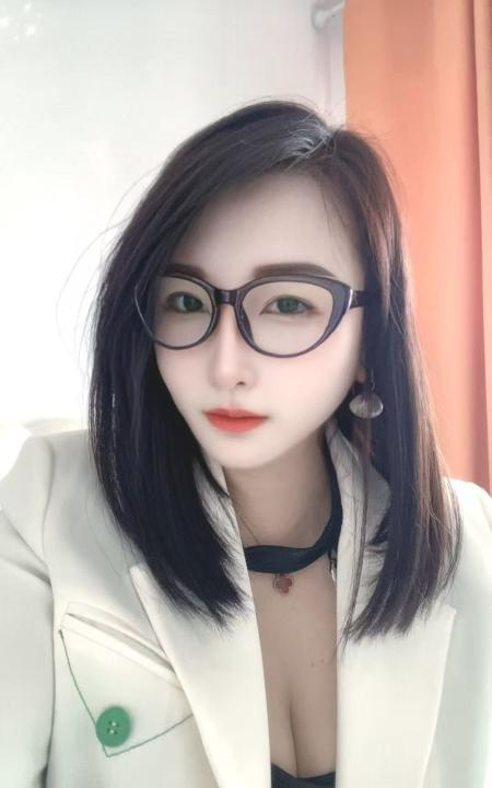 瑶海御姐范漫漫