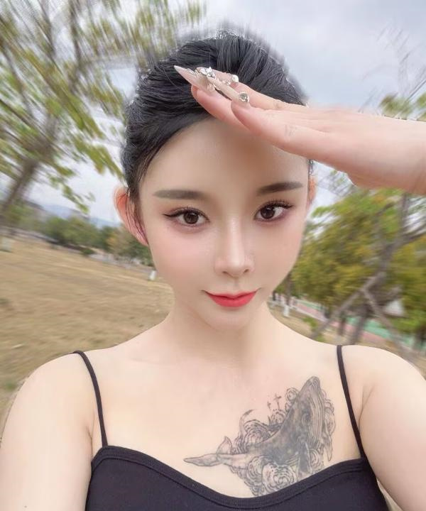 江汉女友系大长腿