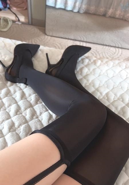 少妇姐姐丝袜美腿