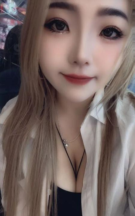 思明大扎妹子