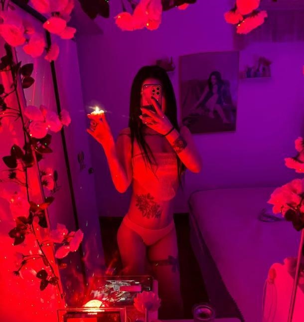 性感小蛮腰宝贝