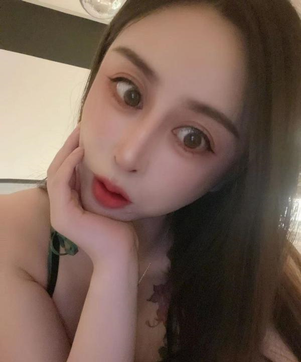 妖媚火辣身材