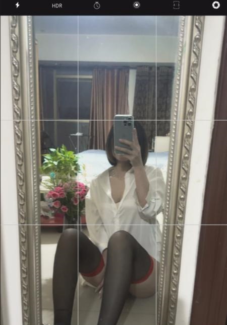 短发气质mm
