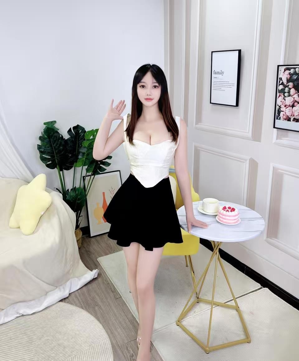 水床环保小姐姐