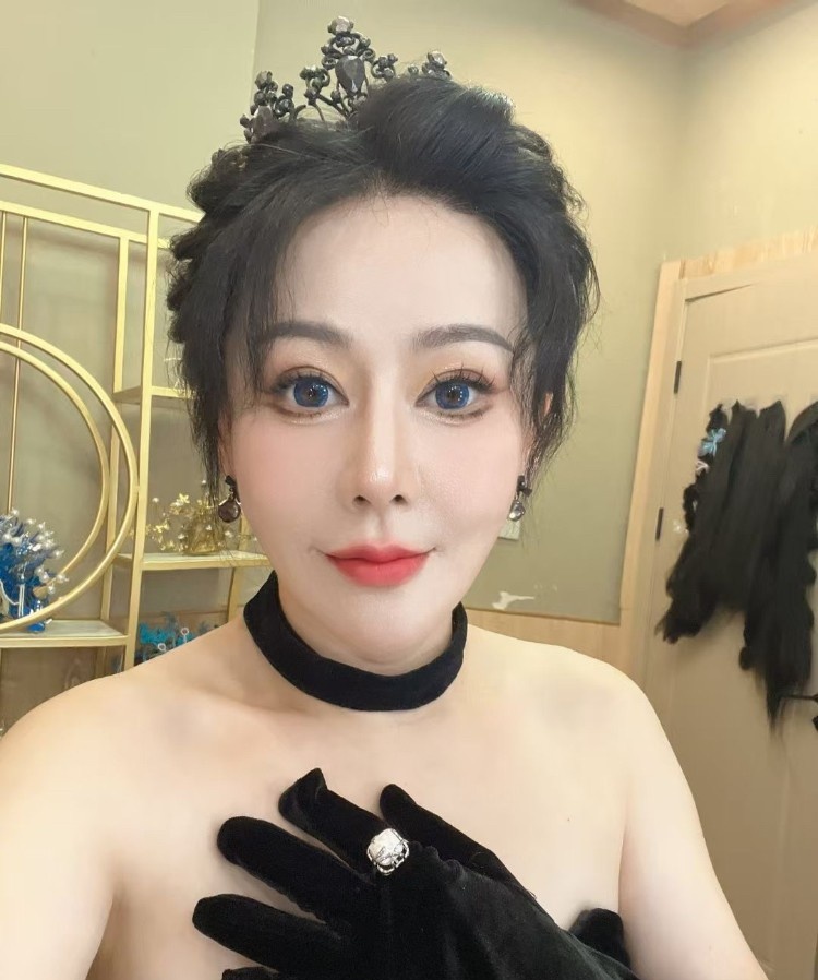 潇潇小姐