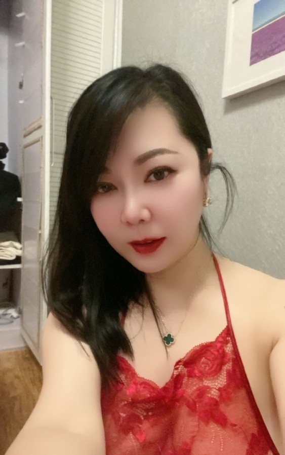 奉贤居家少妇超刺激体验