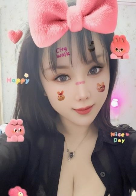 滨江大屁股少妇半夏
