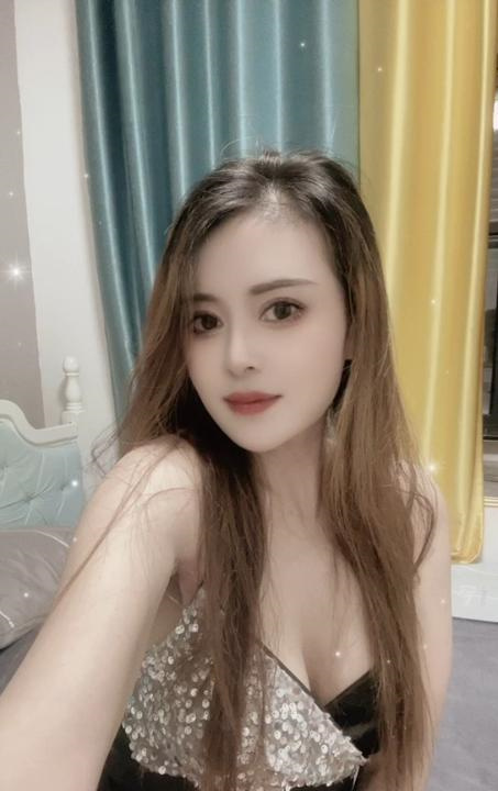 昆山风骚老师身材高挑