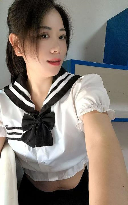 黑丝风骚熟女