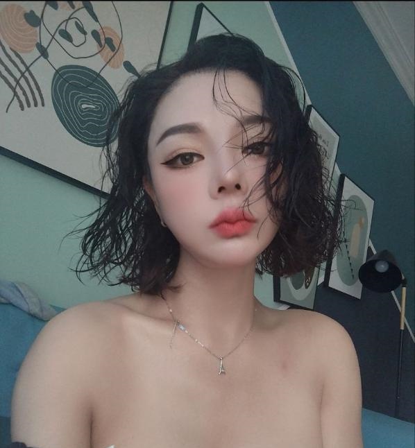 丰满性感大嫂琳达
