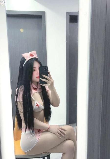 大奶大屁股骚妇