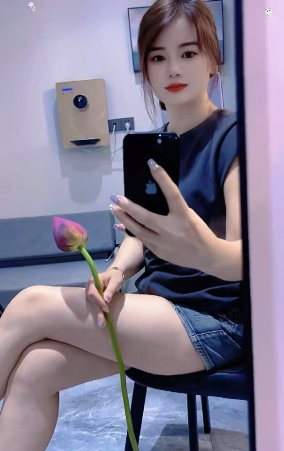 松岗雅婷