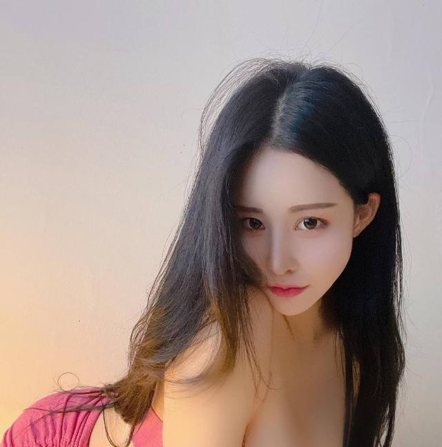 福田丰乳翘臀御姐晚街