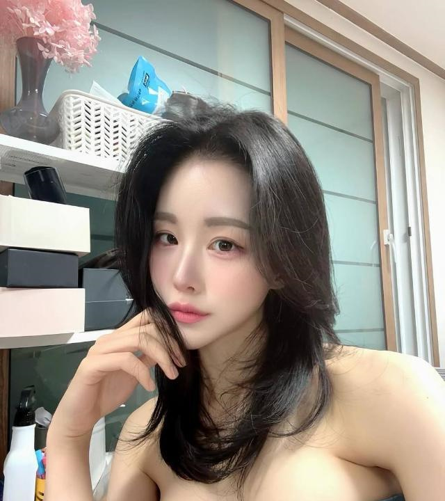 福田丰乳翘臀御姐晚街