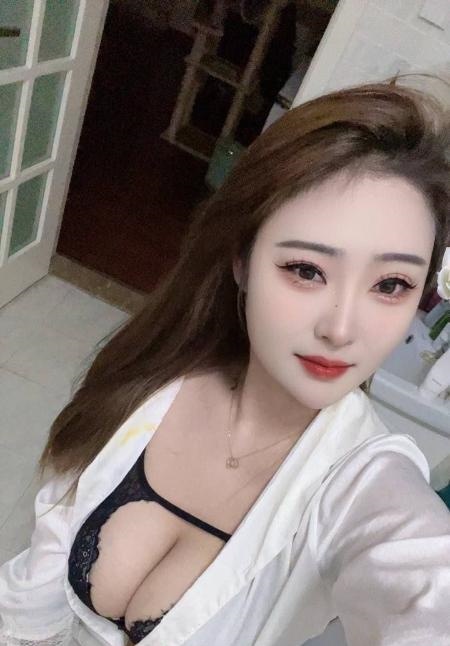 瑶海天然大胸辣辣
