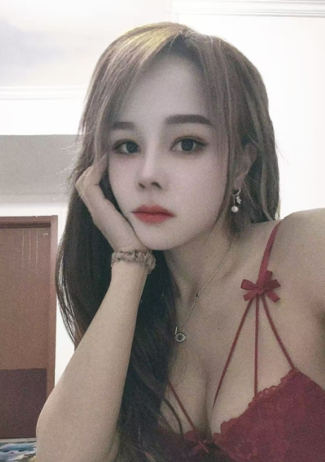 桥北霸道深喉小骚妹