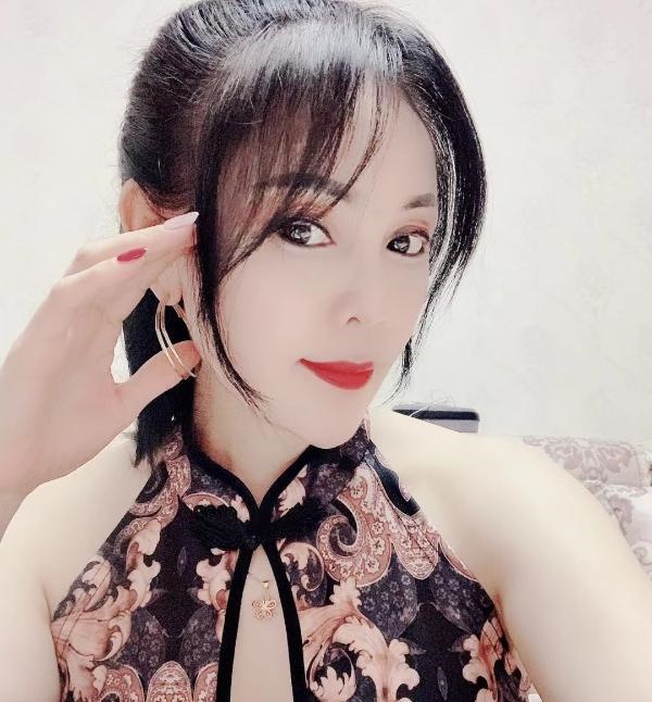 四川少妇晓楚嫣