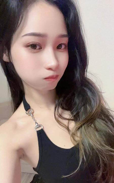 佛山妖娆长腿小姐姐