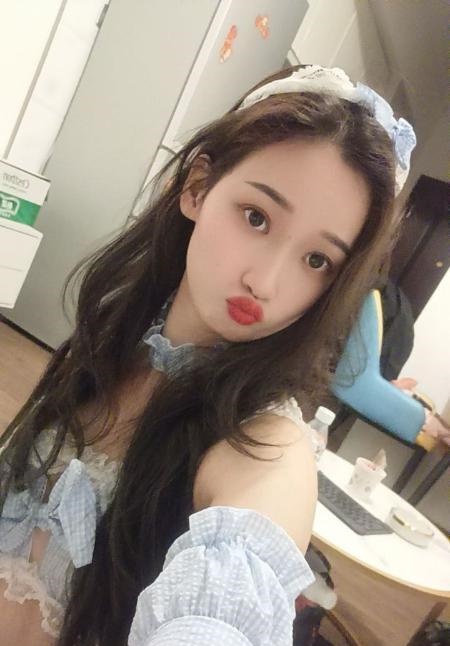 佛山妖娆长腿小姐姐