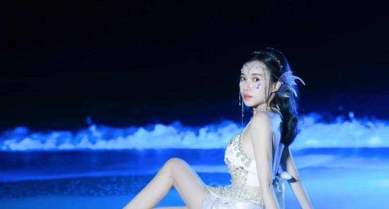 风骚妩媚小娇妻