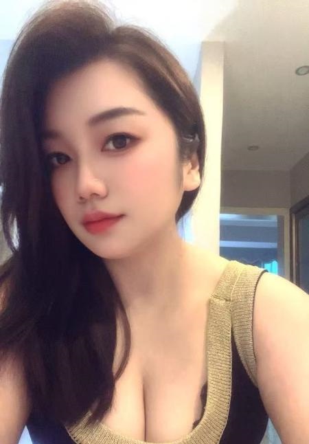 福田大奶颖儿