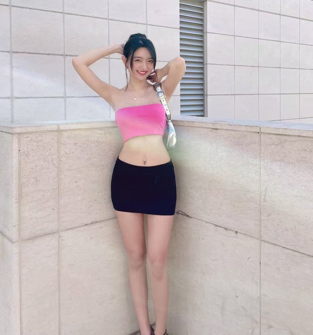 美腿爱妃小姐姐