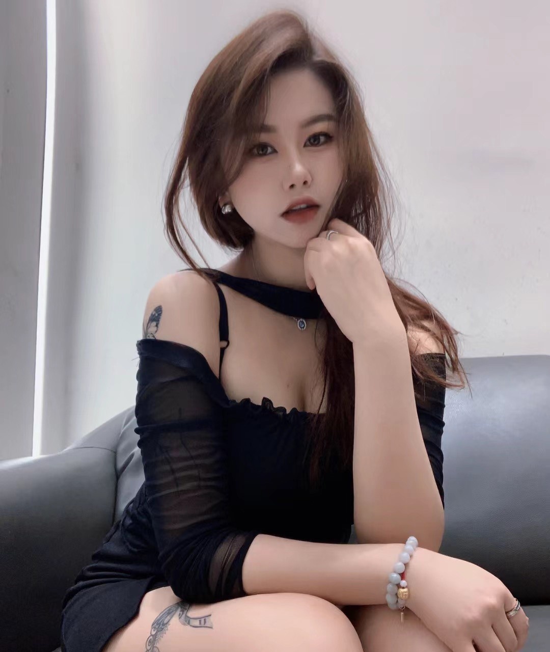 大胸嫩妹木子