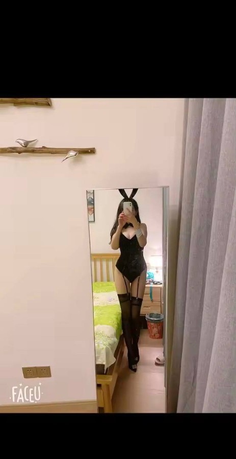 风骚气质妹妹雪梨