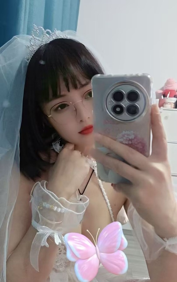 夫子庙美腿小妖精