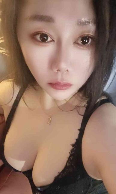 南坪伊依
