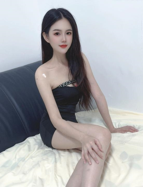 性价比美腿可乐姐姐