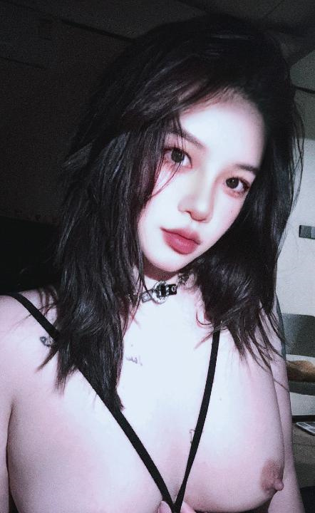 秦淮区蜜臀巨乳小猫咪