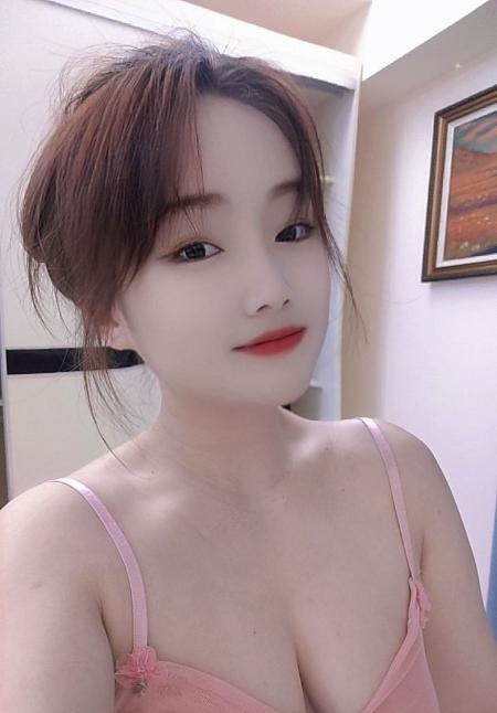 白云大胸可可