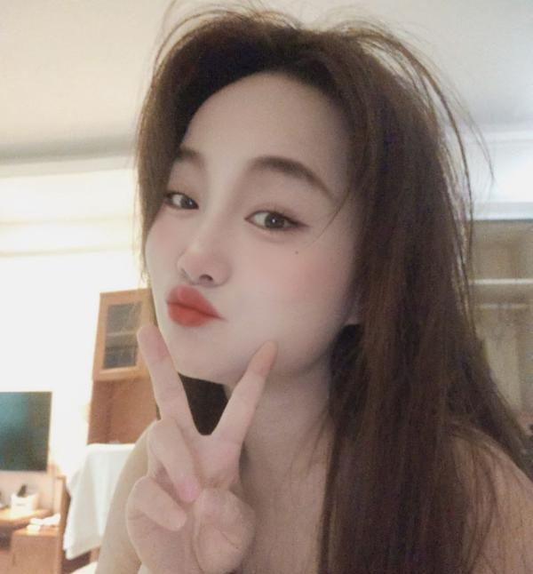 白云大胸可可