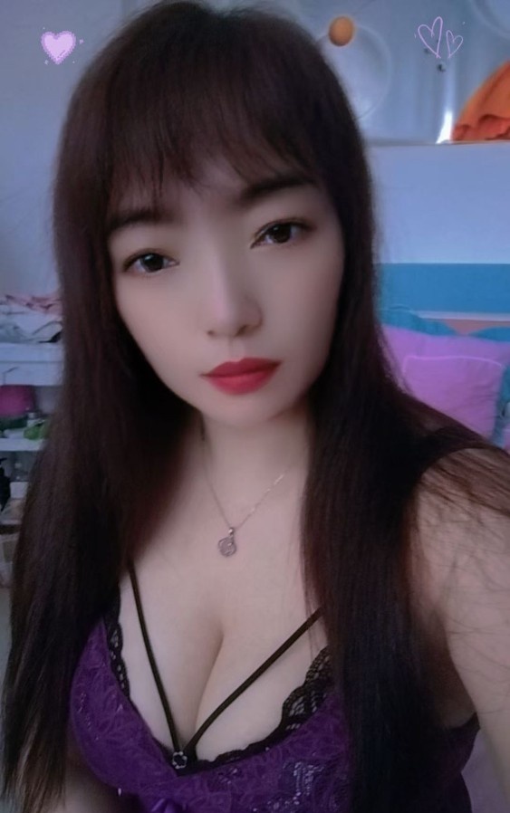 大胸大屁股少妇