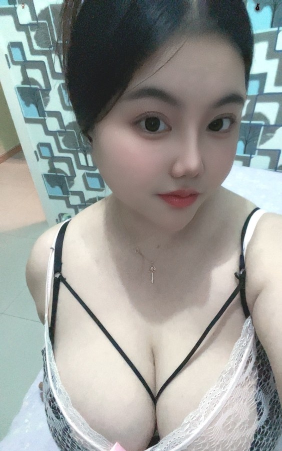 巨乳G罩杯奶昔