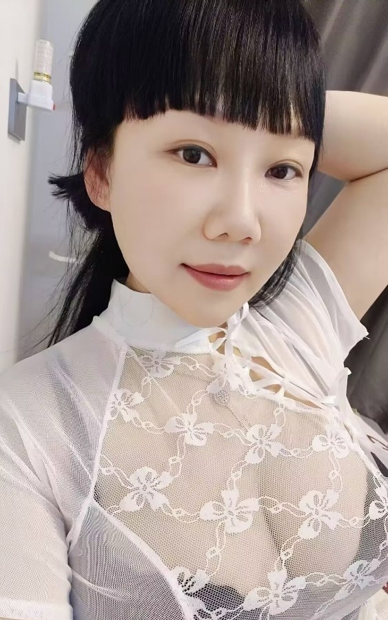 南宁安吉万达会剧情演绎的骚少妇